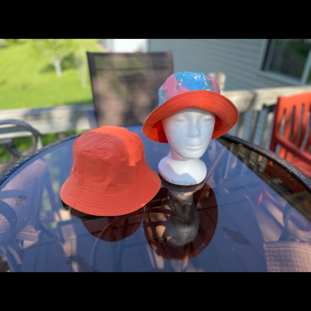 🧡💙New Orange and blue Reversible bucket hat